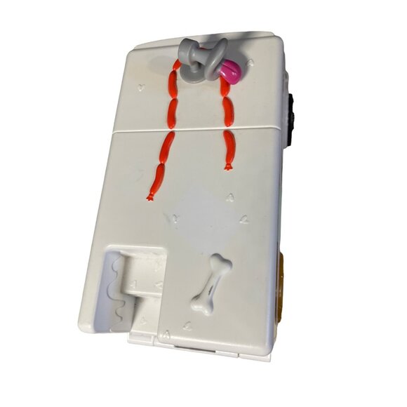 Moose Toys The Ugglys Pet Shop Dirty Dog Van Battery Operated - Picture 7 of 14